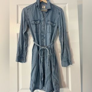GAP button up chambray dress with tie belt